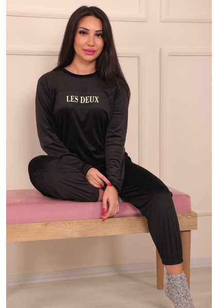 Kadın Sloganlı Uzun Kollu Paçası Manşetli Kadife Pijama Takımı fırsatları