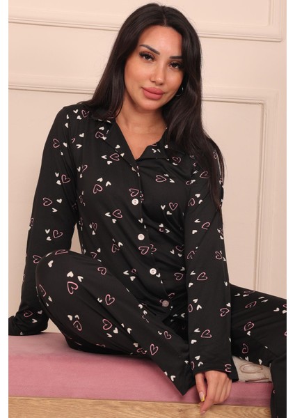 Kadın Kalp Desenli Önü Düğmeli Milan Kumaş Pijama Takımı modelleri