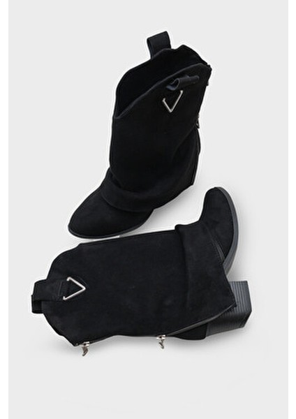 Rhianna Büzgülü Kovboy Çizme fırsatları