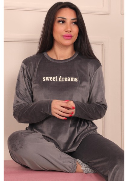 Kadın Sloganlı Uzun Kollu Paçası Manşetli Kadife Pijama Takımı fiyatları