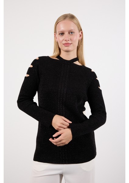 Kadın Siyah Omuzları Kesik Detaylı Reglan Kollu Simli Triko Kazak
