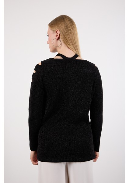 Kadın Siyah Omuzları Kesik Detaylı Reglan Kollu Simli Triko Kazak