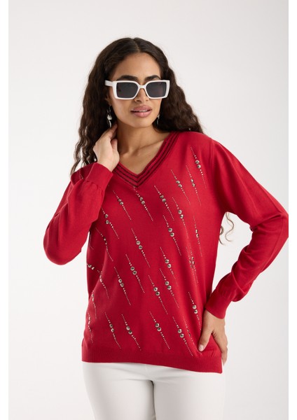 Kadın Kırmızı Elit Viskon Kumaş Taş Detaylı Sim Biyeli Yan Yırtmaçlı V Yaka Triko Bluz fırsatları