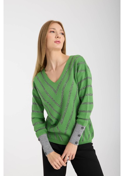 Kadın Kireç Yeşili Simli V Yaka Ince Bluz fırsatları