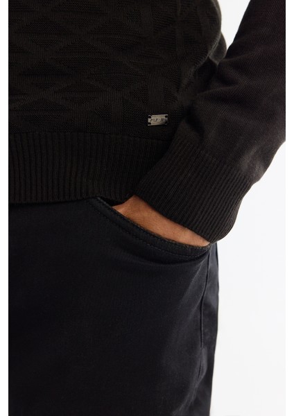 Erkek Siyah Dokulu Basic Kazak E005110