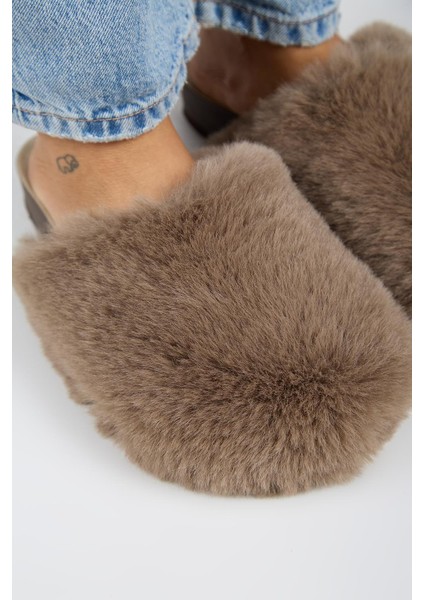Gaye Kadın Peluş Düz Koyu Vizon Terlik modelleri