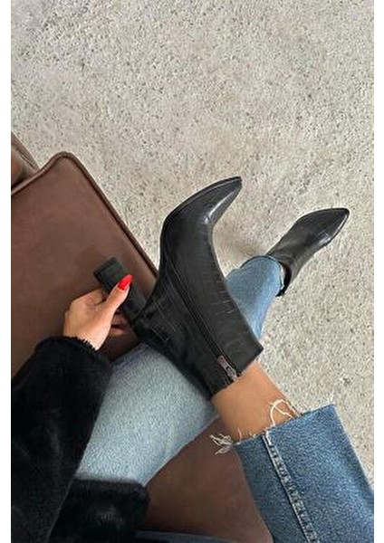 Fergal Kadın Topuklu Kroko Bot Siyah