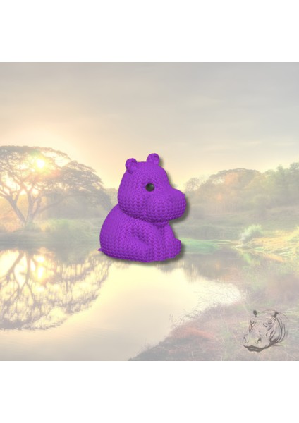 Hipopotam Anahtarlık – Eflatun Örgü Desenli Figür | Sevimli Aksesuar | Amigurumi Tarzı Çanta Süsü