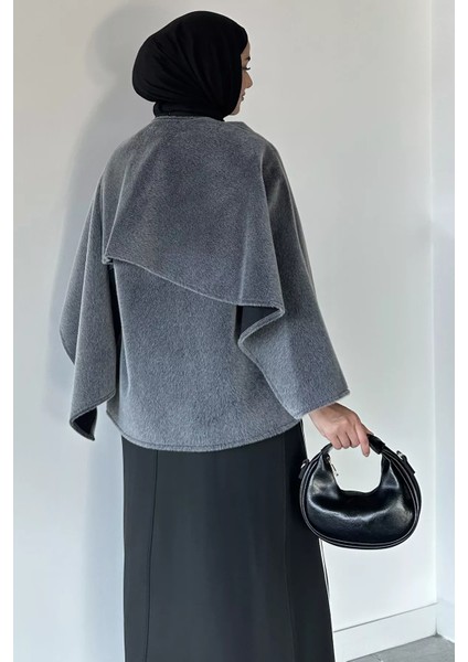 Çıtçıtlı Sakallı Yumoş Tesettür Panço P-00018878 indirimleri