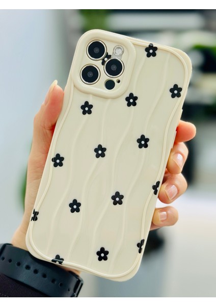 Iphone 12 ve 12 Pro Birebir Uyumlu Siyah Papatya Baskı Desenli Esnek Silikon Kılıf modelleri