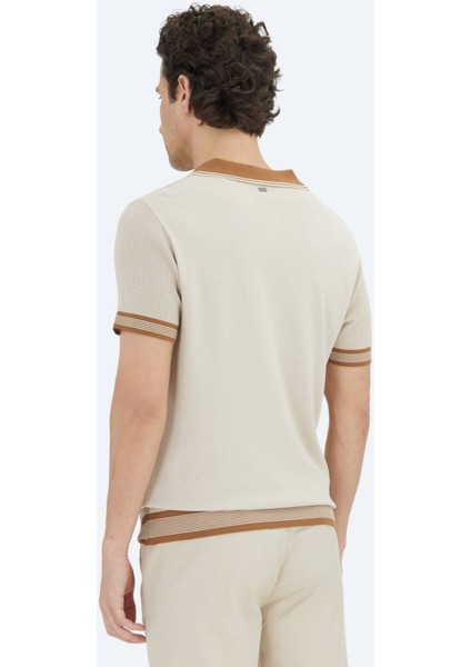 Bej Polo Yaka Desenli Triko indirimleri