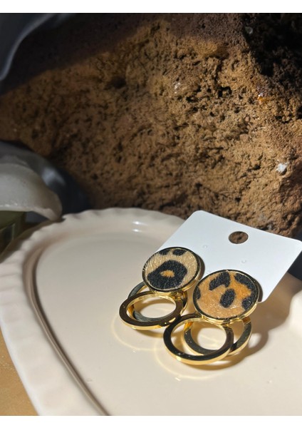 Leopar Desenli Halka Küpe