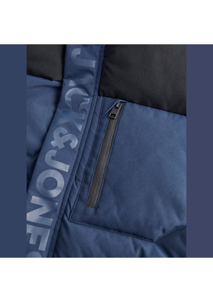 Erkek Logo Detayli Kapüsonlu Mont - Mount fiyatları