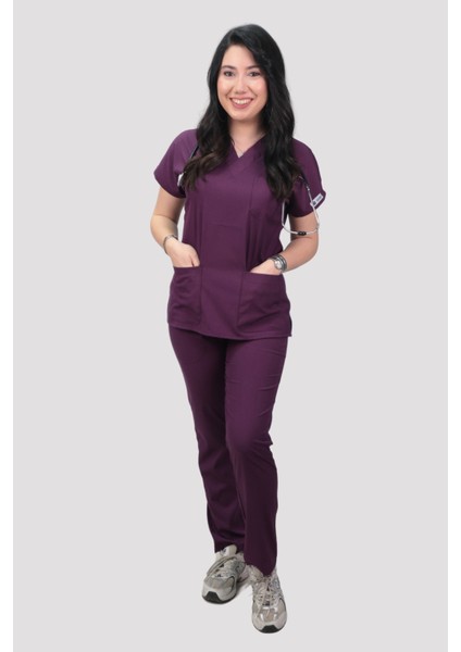 Classics Serisi Kadın Üniforma