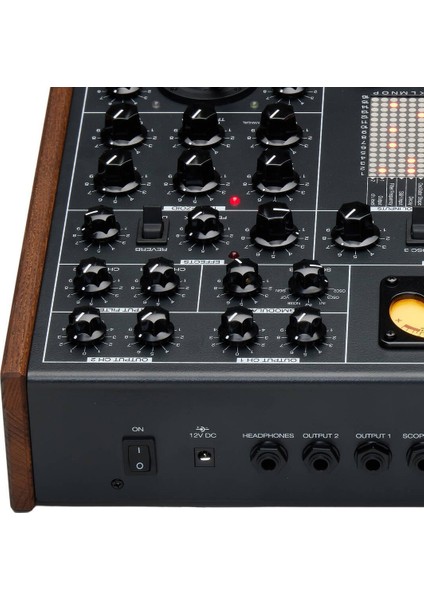 Syntrx Iı Desktop Analog Synthesizer indirimleri