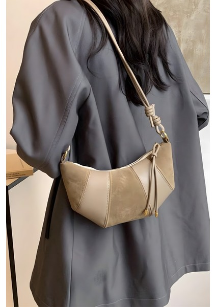 Vizon Kruvasan Omuz Çantası fiyatları