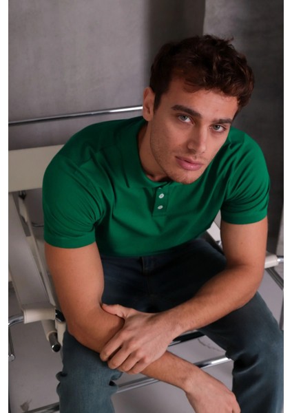 Erkek Slim Fit Pamuklu Yumuşak Doku Nefes Alan Kumaş Yakalı Tişört