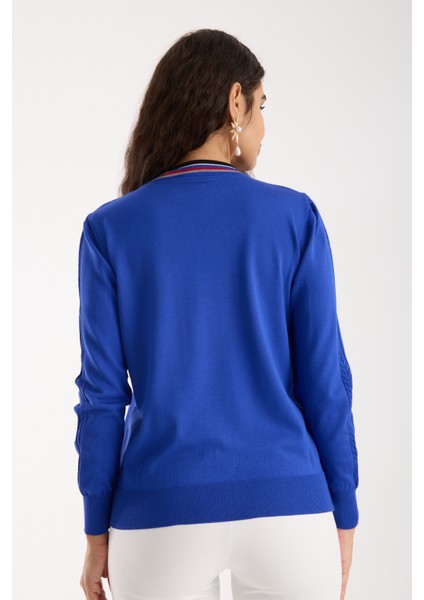 Kadın Saks Mavisi Elit Viskon Kumaş Kontrast Şeritli Bisiklet Yaka Triko Bluz