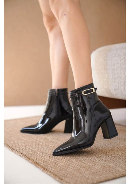 Tokalı Topuklu Siyah Rugan Kadın Bot & Bootie 76-711