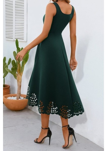 Kadın Askılı Geometrik Yaka Çiçek Lazer Kesim Ithal Krep Elbise modelleri