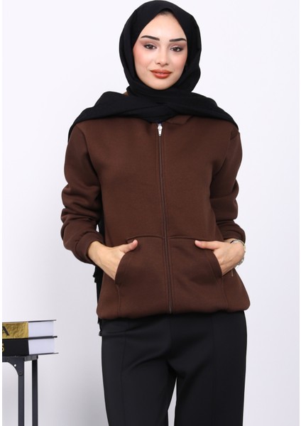 Kahverengi Kanguru Cepli Şardonlu Üç İplik Hırka