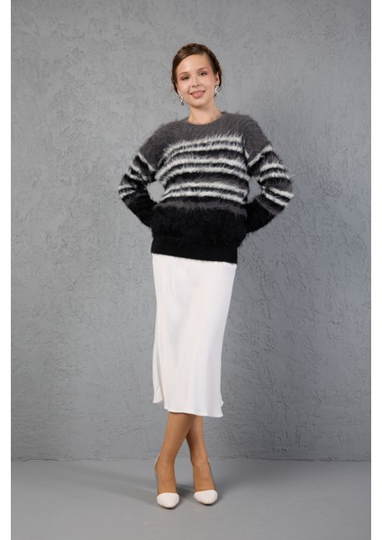 Füme-Siyah Sakal Iplik Çizgili Bisiklet Yaka Triko Kazak