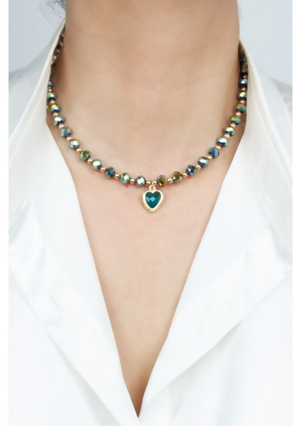 Kalp Uçlu Yeşil Kristal Kolye