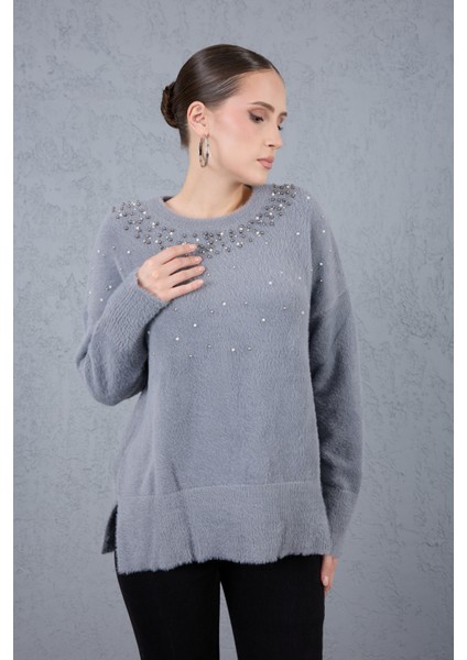Kadın Gri Sakal Iplik Yan Yırtmaçlı Inci Detaylı Bisiklet Yaka Triko Kazak