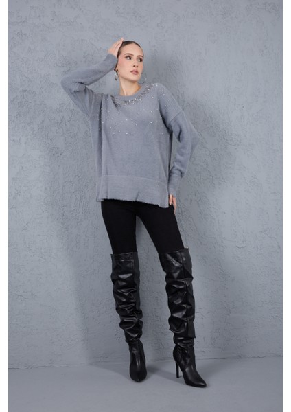 Kadın Gri Sakal Iplik Yan Yırtmaçlı Inci Detaylı Bisiklet Yaka Triko Kazak indirimleri