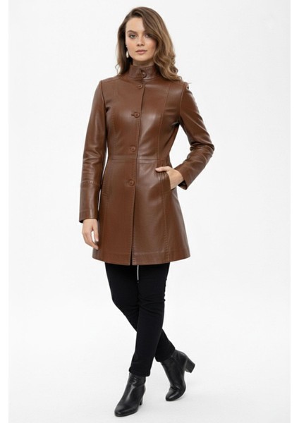 Taba Cara Kısa Düğmeli Dar Fit Kesim Astarlı Kısa Hakiki Kadın Deri Kaban modelleri