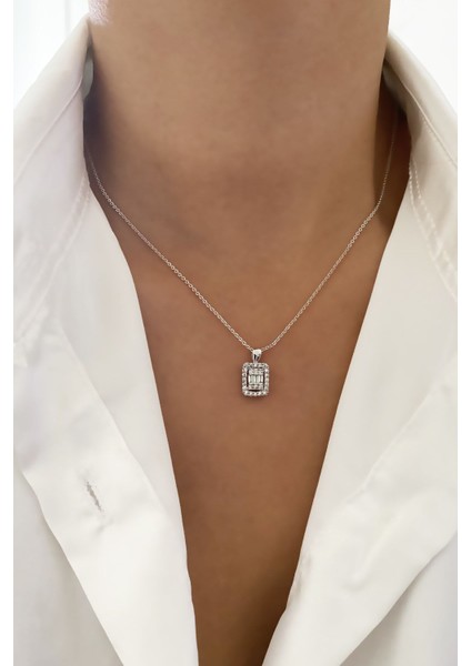 Baget Pırlanta Görünümlü Kolye