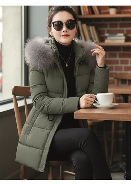 Kışlık Orta Boy Kapüşonlu Kürklü Şişme Mont modelleri