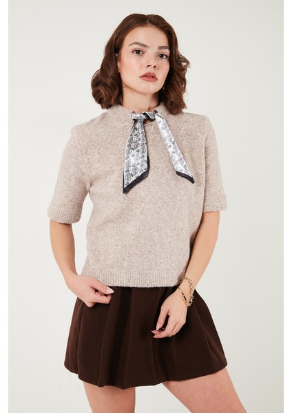 Yün Karışımlı Regular Fit Fularlı Yaka Kısa Kollu Triko Kazak Bayan Kazak 4617023 modelleri