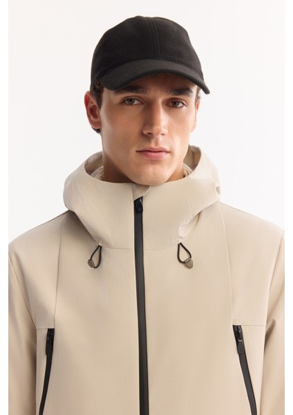 Erkek Bej Kapüşonlu Fonksiyonel Çift Kullanım Suİtici Rüzgar Geçirmez Mevsimlik Mont A52Y6096