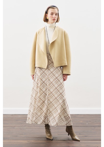 Desenli Tül Etek Bej Ekose fırsatları