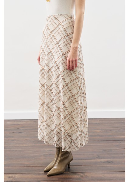 Desenli Tül Etek Bej Ekose