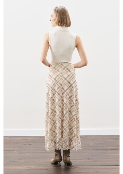 Desenli Tül Etek Bej Ekose