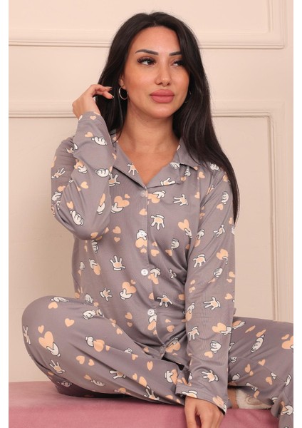 Kadın Mickey Eli ve Kalp Desenli Önü Düğmeli Milan Kumaş Pijama Takımı modelleri