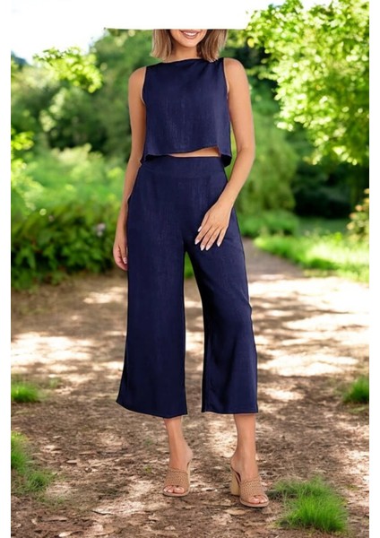 Yazlık Sırt Detaylı Şık Keten Takım