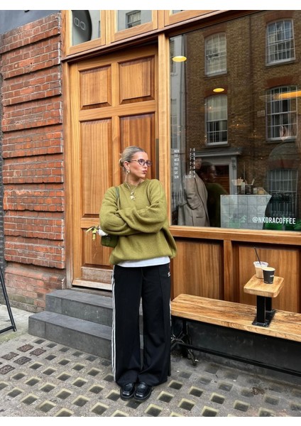 Yumuşak Dokulu Oversize Triko Kazak modelleri