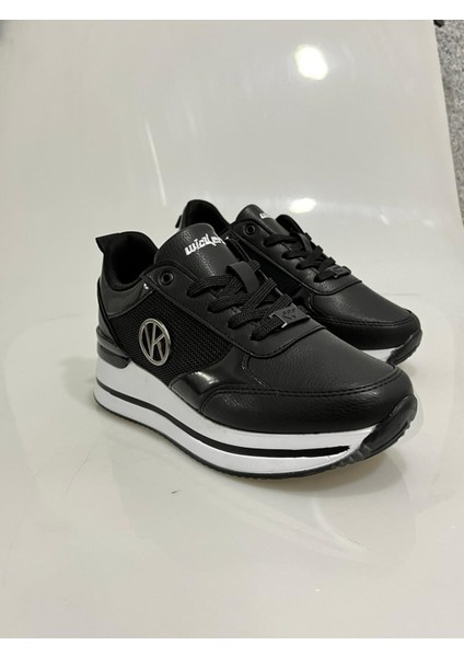 2927 Wickers-2 Siyah-Beyaz Baskı Detaylı Hafif Dolgu Bayan Spor Ayakkabısı