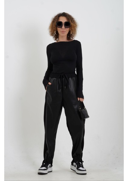 Önü Deri Bağcıklı Pantolon