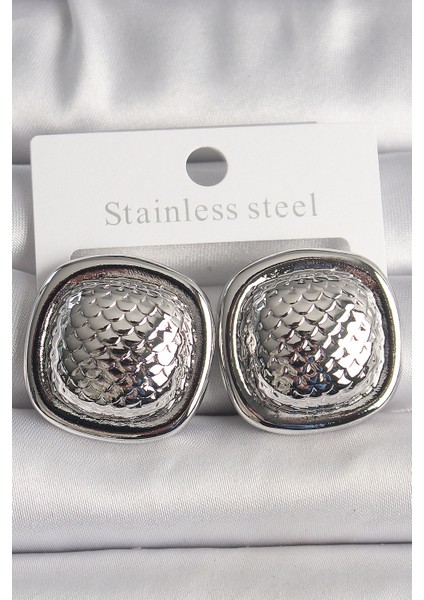 Pirinç Gümüş Renk Işlemeli Kare Model Kadın Küpe - Lisinya