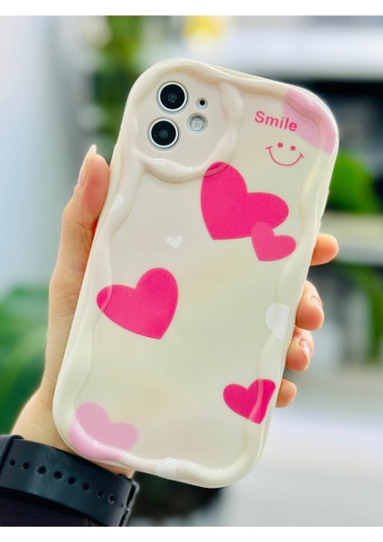 Iphone 11 Uyumlu Dalgalı Smile Kalp Tasarımlı Baskılı Esnek Silikon Kılıf modelleri