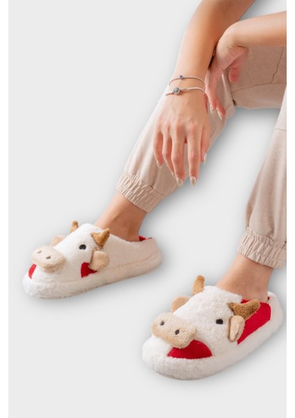 Inek Figürlü Nakışlı Kaydırmaz Taban Kışlık Unisex Ev Terliği Beyaz-Kırmızı