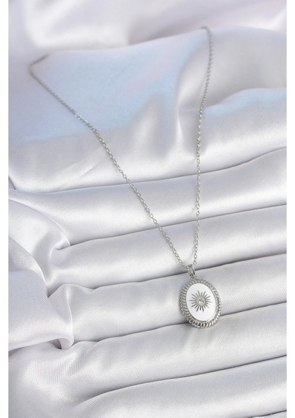 316L Çelik Gümüş Renk Beyaz Mineli Güneş Işlemeli Nazar Boncuk Detay Madalyon Model Kadın Kolye - TJ-BKO10054 fiyatları