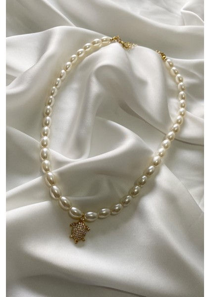 Kaplumbağ Uçlu Oval Inci Kolye modelleri