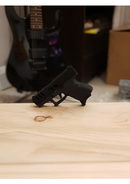 Glock 43 Mini Anahtarlık – 1:3 Ölçekli %90 Işlevsel Mekanizma,eklenti Eklenir, Beyaz modelleri