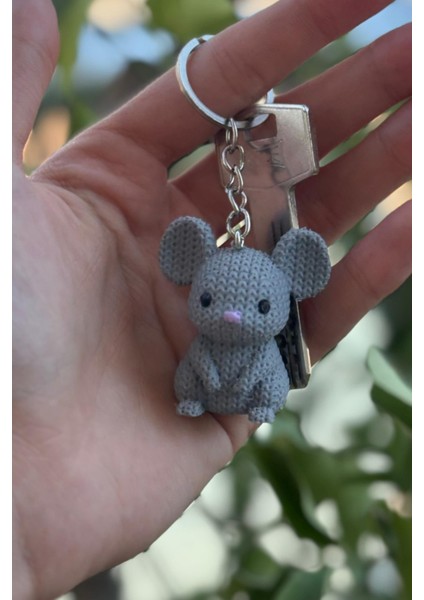Örgü Desenli Fare Anahtarlık – Sert Plastik, Çanta Süsü & Charm, Hayvan Figürlü Aksesuar modelleri