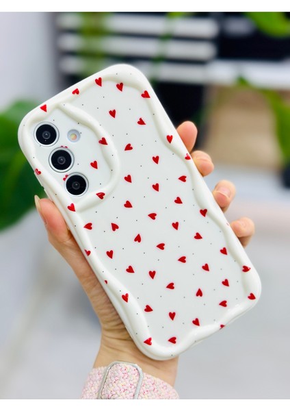Samsung Galaxy A54 Uyumlu Kırmızı Kalpler Tasarımlı Silikon Kılıf fırsatları